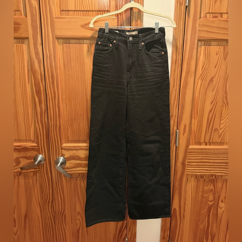 Levi's Ribcage Wide Leg Jeans